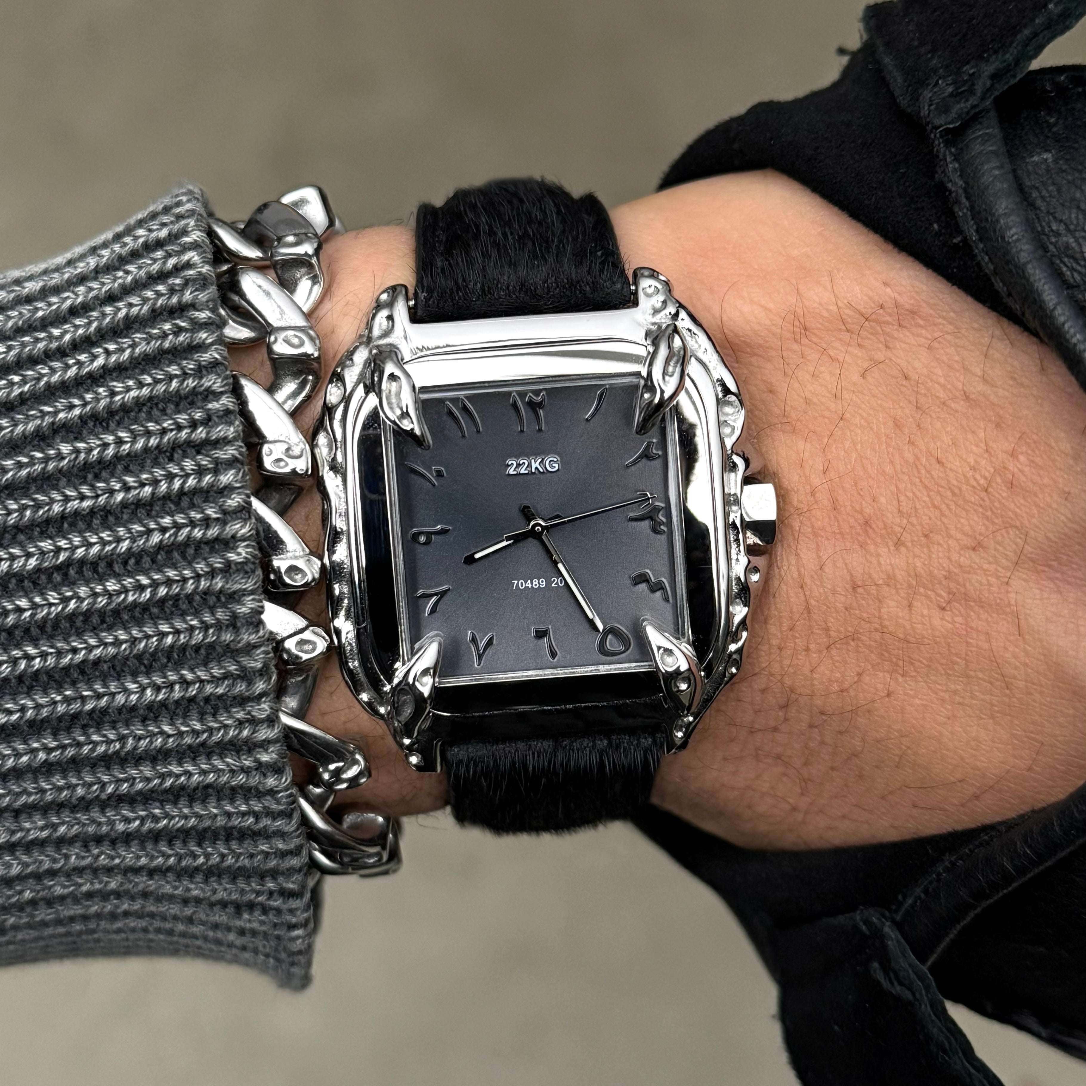 CANINE WATCH® PONY HAIR EDITION - BLACK ON GREY